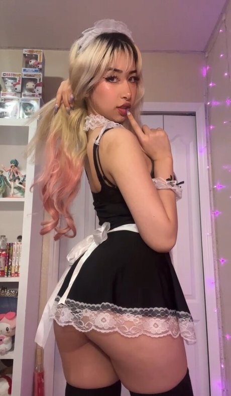 金髪の射精OnlyFans ホット 写真