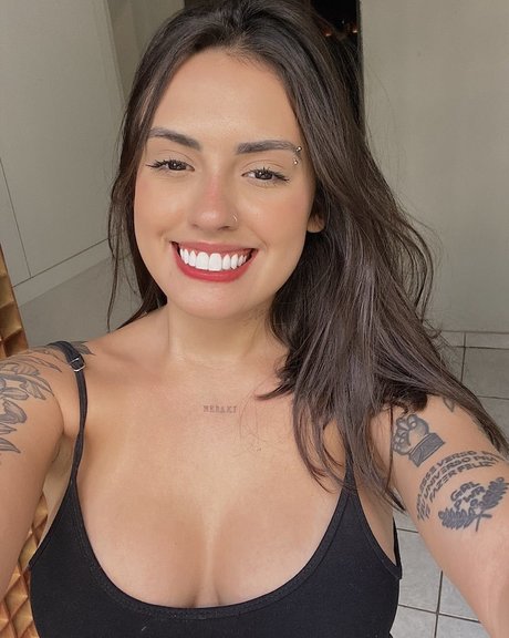 Vitoria Marcilio 無料モデル 画像