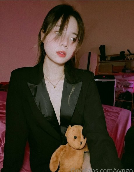 ママの足OnlyFans セクシーヌード 写真