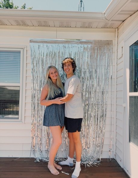 黒猫のOnlyFans ホット 画像