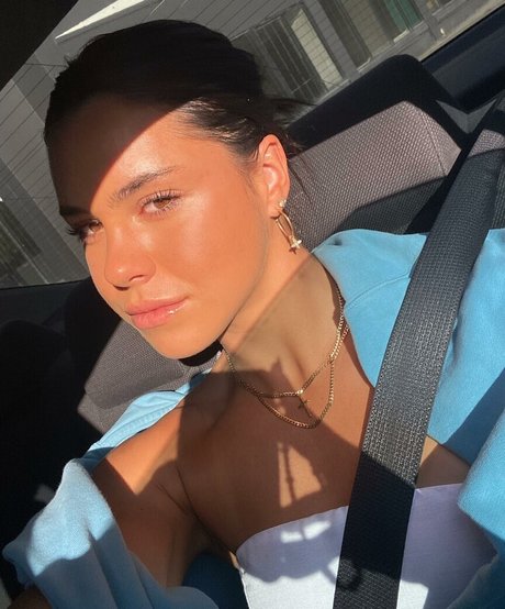 Desi Johnson アート女優 写真