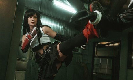 Sophie Katssby 無料女優 画像