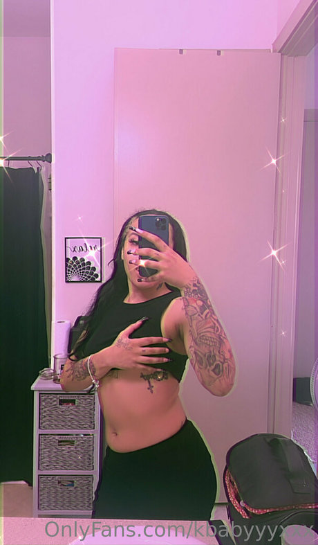 アジア人女性OnlyFans ポルノ 写真