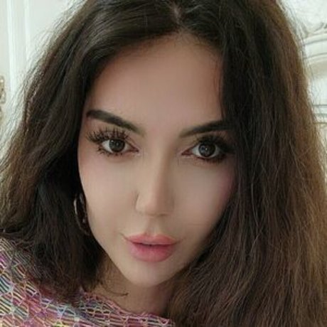 caylinlivefree かわいいモデル 写真