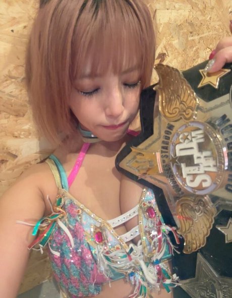 Mina Shirakawa モデル 写真