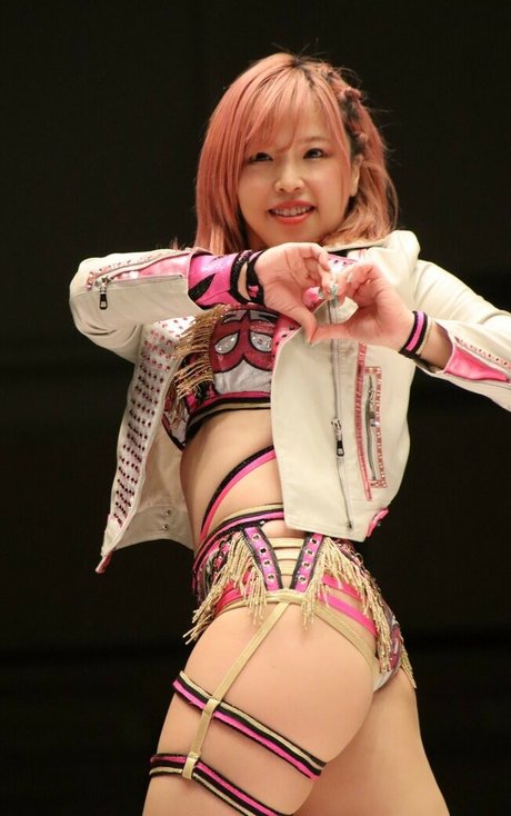 Mina Shirakawa スター xxx 画像