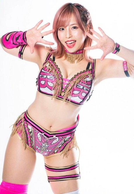 女装オンリーファン エロ 写真