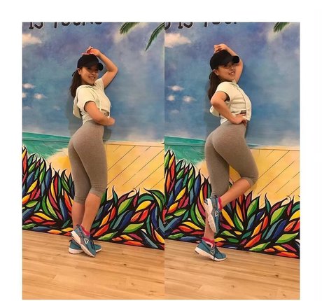 18歳のオンリーファンズ 裸 写真