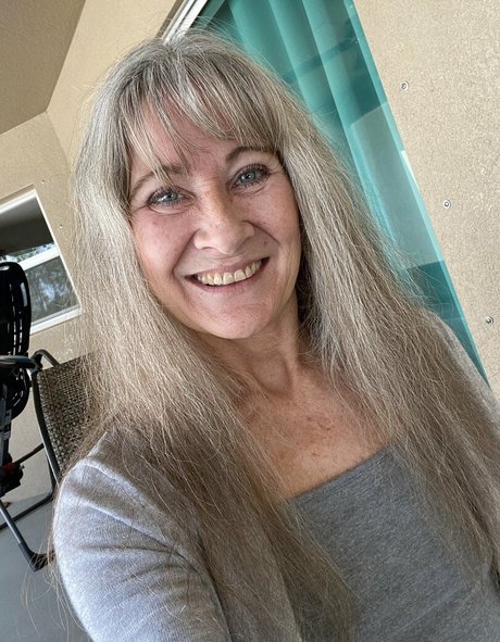 ゲイランジェリーOnlyFans 美しいxxx 写真