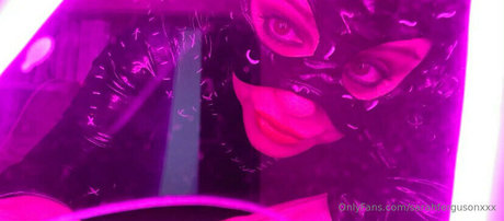 バブルバットオンリーファン ヌード 画像