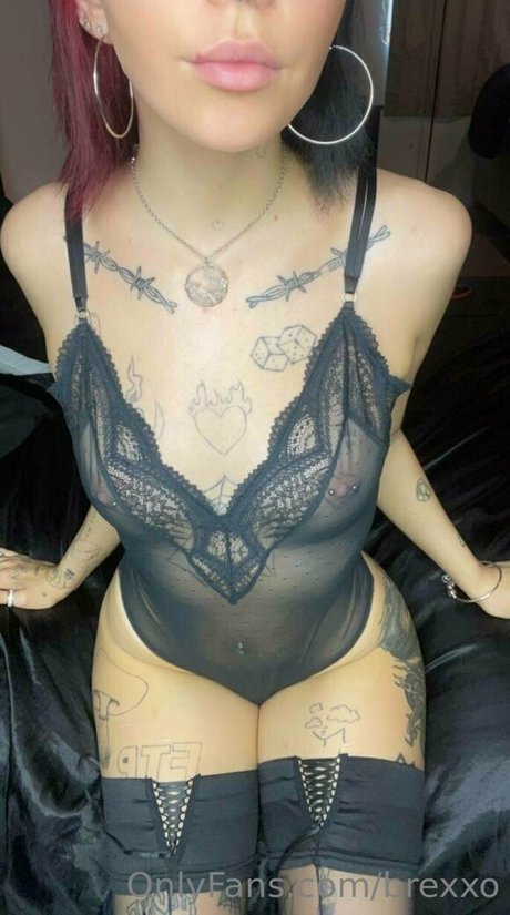 アジアン・エボニー・オンリーファンズ ホットセックス 画像