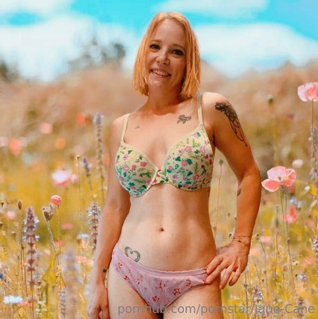 縛られたOnlyFans セクシー ギャラリー