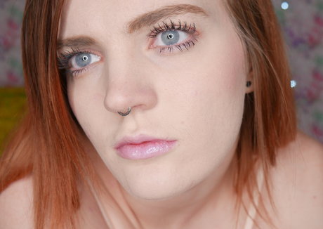 ヌード 屋外 OnlyFans セクシーヌード 画像