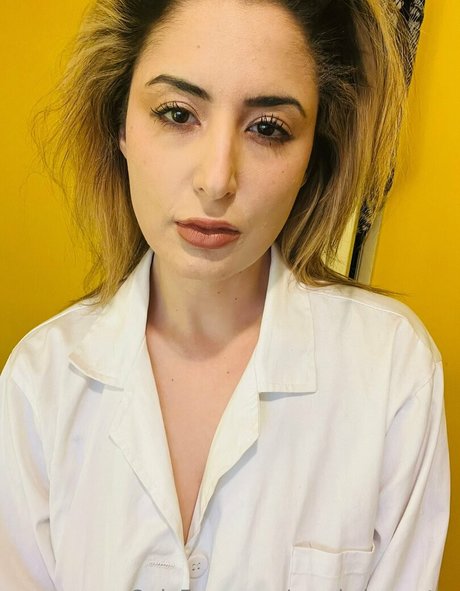 ポーグ xxx オンリーファンズ 無料ヌード 画像