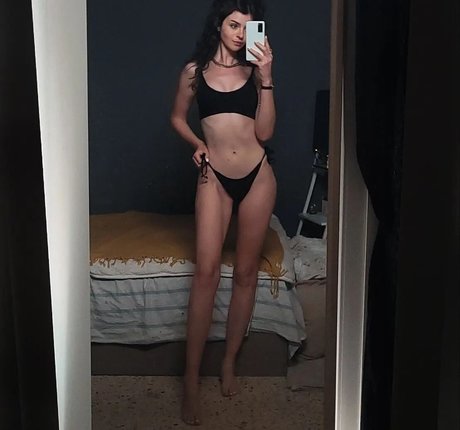 Chloe Lockley 最高のスター 写真