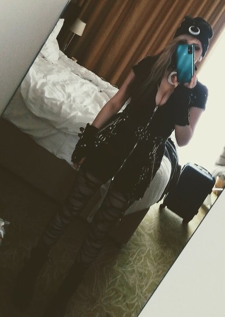 巨乳の赤毛オンリーファンズ アートxxx 写真