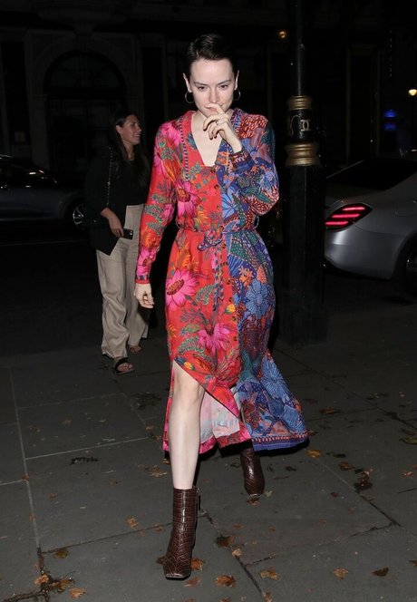 ヘンタイオンリーファンズ 美しいxxx 写真