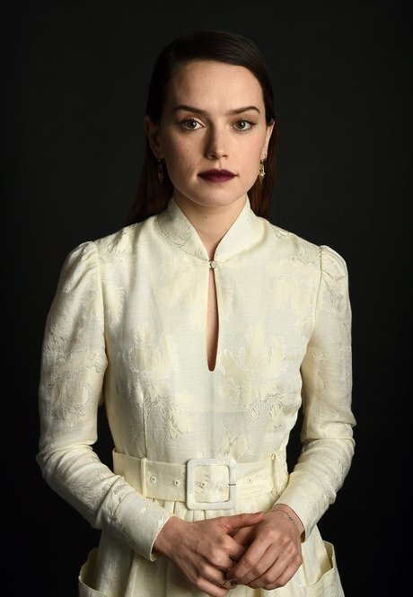 ブッシュ・オンリーファンズ 無料ヌード 写真