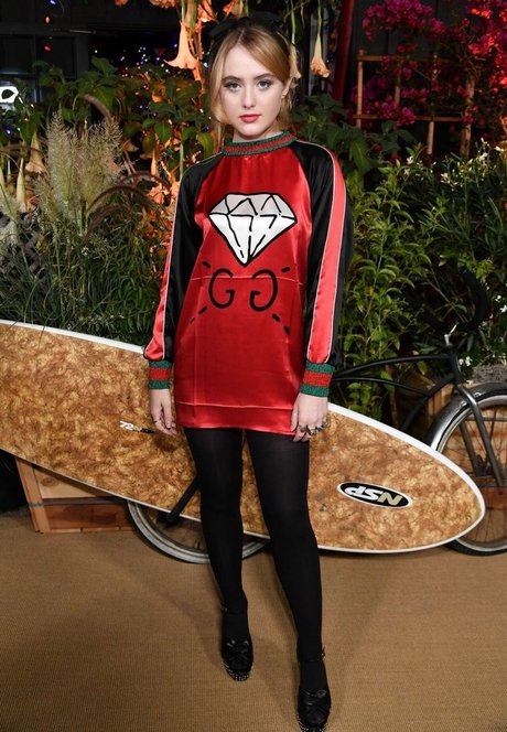 ナチュラルポーグオンリーファン ポルノ 写真