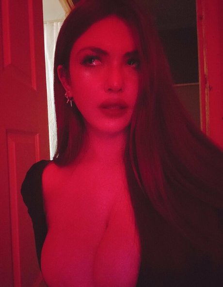 Ashleigh Coffin トップ女優 画像