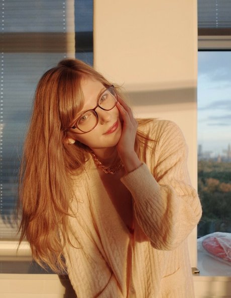 裸の熟女オンリーファンズ 限定 アーカイブ