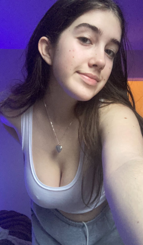 itsmollyyyrose again ポルノ女優 写真