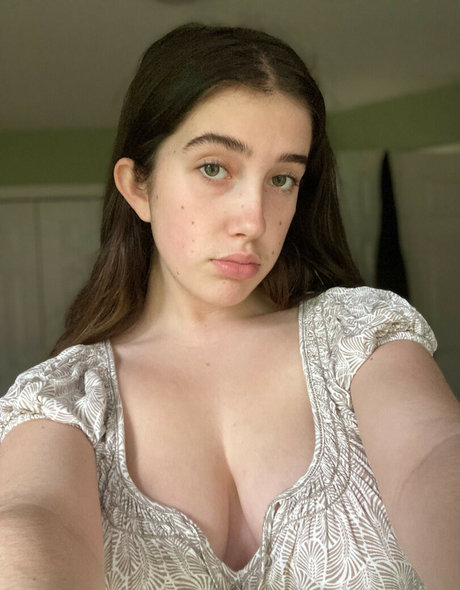 小人ヌードオンリーファンズ アート裸 ギャラリー