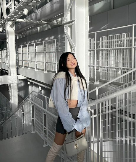 Kika Kim ホットなスター 写真