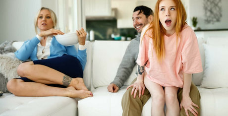 ティーンのアナルオンリーファン セクシーヌード 写真