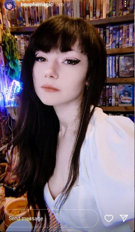 Yogscast Bouphe ホットなモデル ギャラリー