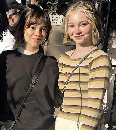 Emma Myers 最高のモデル 写真