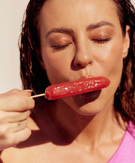 Paolla Oliveira ヌードモデル 写真