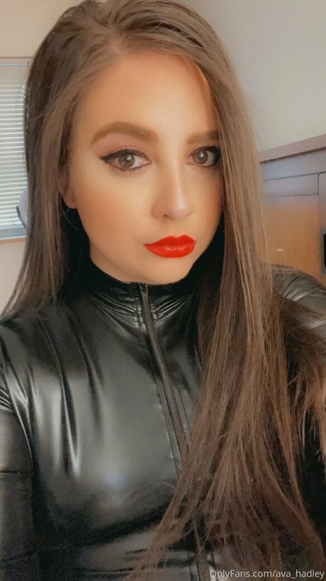 ava hadley 独占モデル 画像