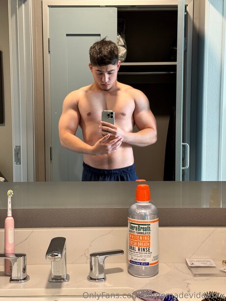 Homemadevideosxx エロティックなスター ギャラリー