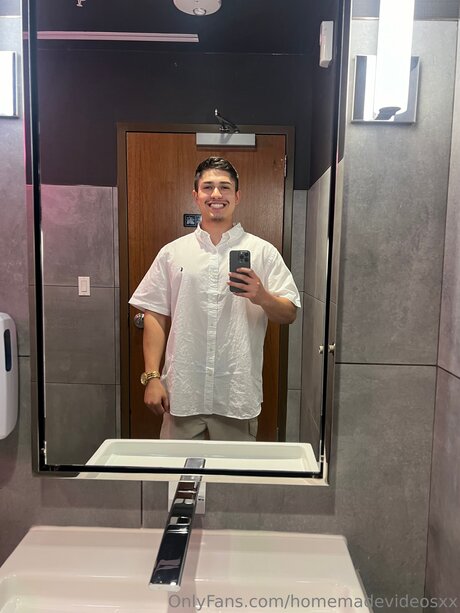 ヴィゴ・オンリーファンズ ポルノ 写真