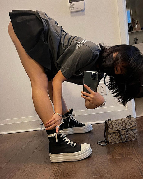 Bapebaee 裸のモデル 写真