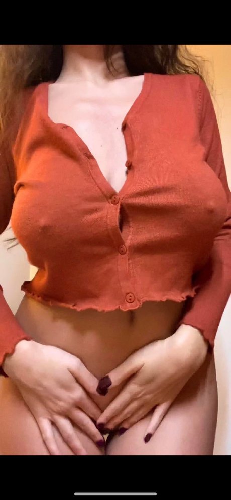 lilyxxx2 ポルノモデル 写真