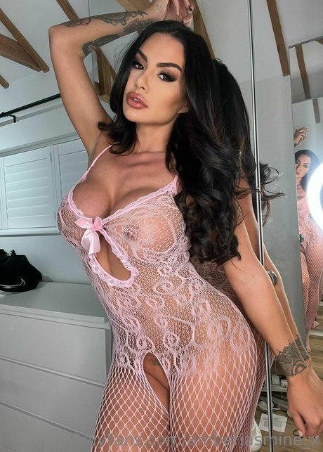 Amber Jasmine セックススター 写真