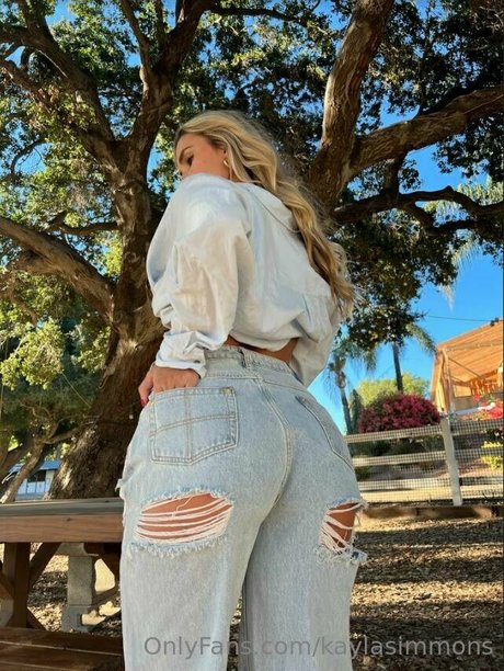 Kayla Simmons 高品質スター 写真