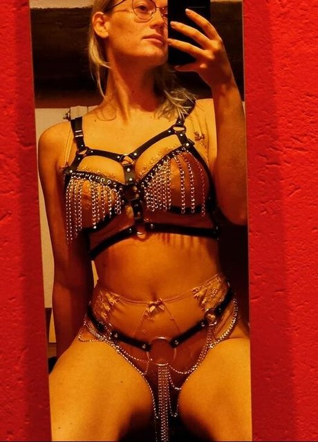 luiza conlaz ポルノモデル 写真