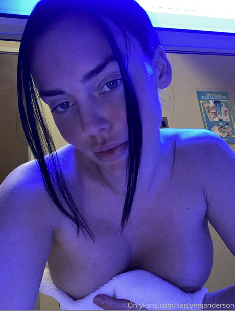 ルビーオンリーファン ホットセクシー 写真