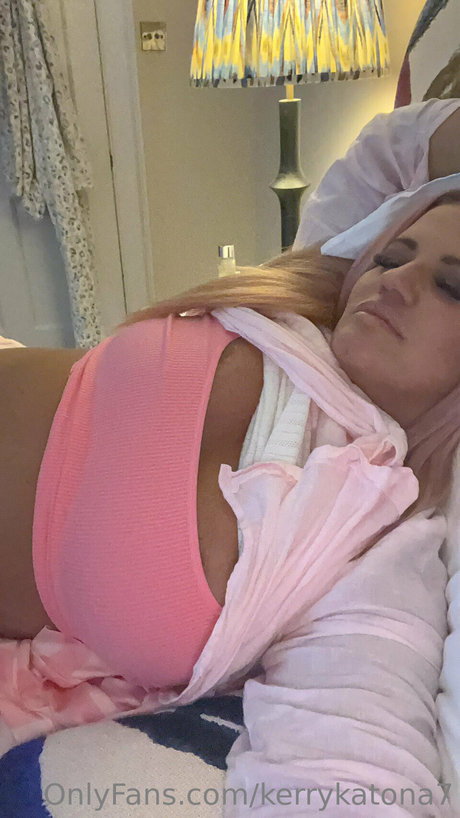 Kerry Katona ポルノスター xxx 写真