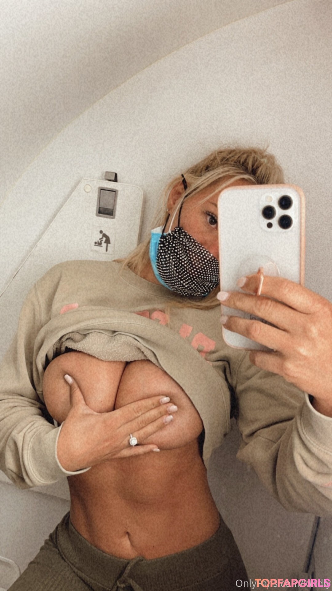 ハンズオンリーファン 無料 写真