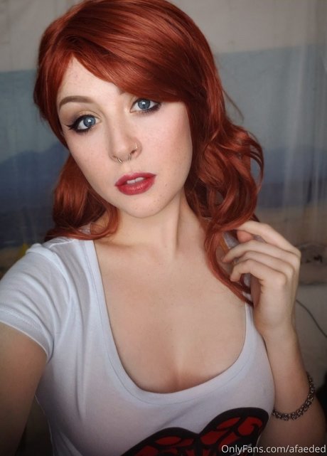 Arabella fae セックスモデル 写真