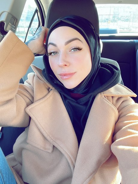 フィットネスインフルエンサーオンリーファンズ 無料 画像