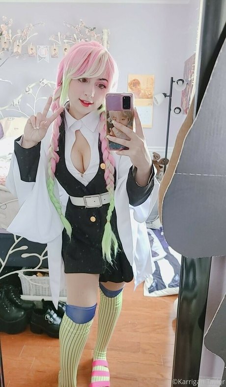 ミニドレス OnlyFans えろた ギャラリー