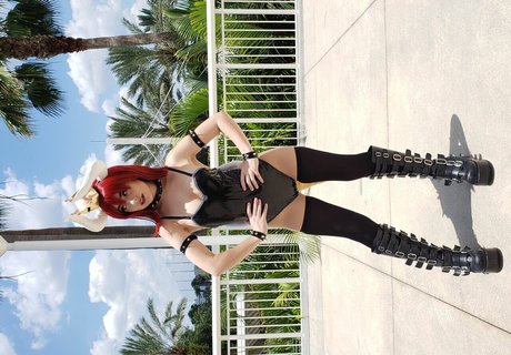 足コキオンリーファンズ ホットヌード 画像