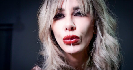 ぽっちゃり 主観視点 OnlyFans ホット 画像