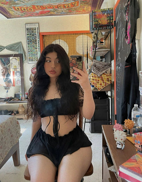 セクシーなドレスOnlyFans トップ 写真