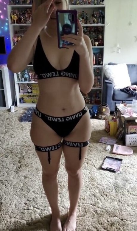 cloverarley xxx女優 写真